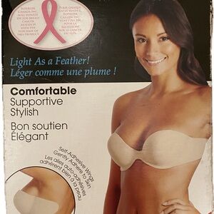 🔴 2 for $25 Self-Adhesive Bra - Cream